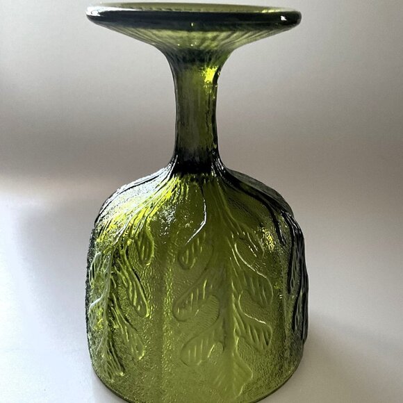 VINTAGE 1975 FTD EMBOSSED OAK LEAF GREEN GLASS PEDESTAL GOBLET - Picture 3 of 9